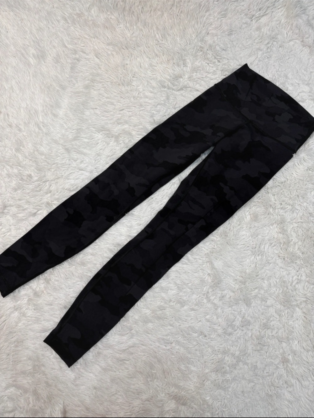 Lululemon camo printed leggings size 4